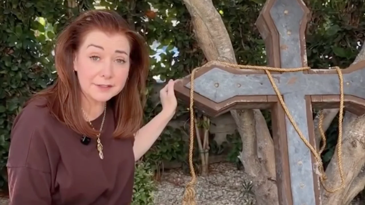 Alyson Hannigan Buffy The Vampire Slayer Props