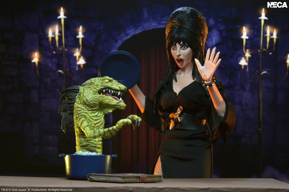 NECA Ultimate Elvira Figure Monster Casserole